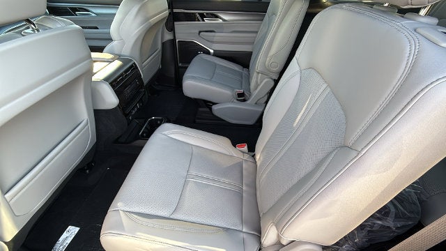 2027 Jeep Grand Wagoneer GRAND WAGONEER LONG WHEELBASE 4X2
