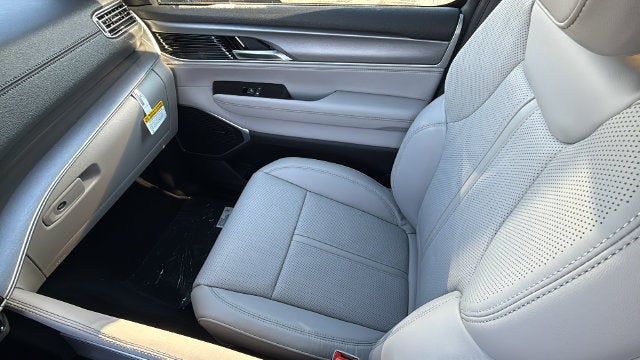2027 Jeep Grand Wagoneer GRAND WAGONEER 4X2