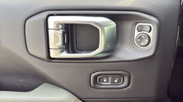 2026 Jeep Gladiator GLADIATOR MOJAVE X 4X4