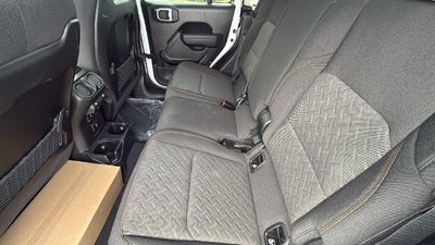 2027 Jeep Gladiator GLADIATOR MOJAVE 4X4