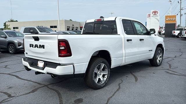 2026 RAM 1500 RAM 1500 EXPRESS QUAD CAB 4X2 6'4' BOX