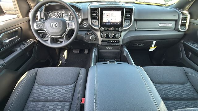 2027 RAM Ram 1500 RAM 1500 BIG HORN CREW CAB 4X2 5'7' BOX