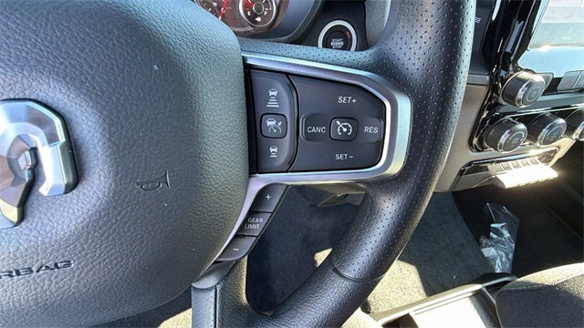 2026 RAM Ram 1500 RAM 1500 TRADESMAN QUAD CAB 4X2 6'4' BOX