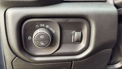2027 RAM Ram 1500 RAM 1500 EXPRESS CREW CAB 4X4 5'7' BOX