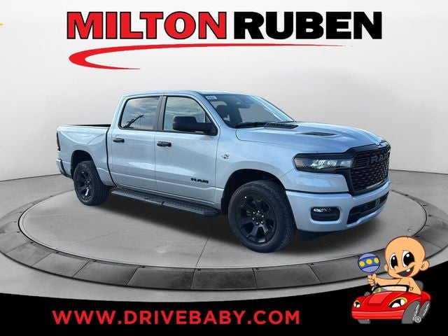 2026 RAM 1500 RAM 1500 EXPRESS CREW CAB 4X4 5'7' BOX