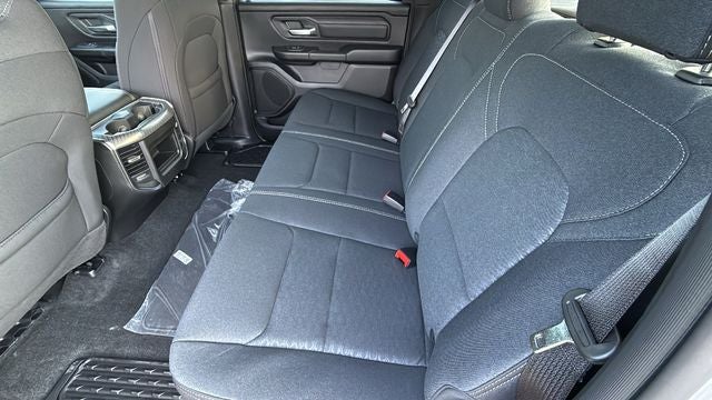 2026 RAM 1500 RAM 1500 EXPRESS CREW CAB 4X4 5'7' BOX
