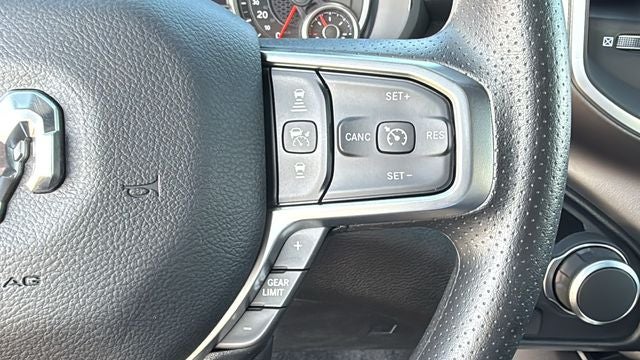2026 RAM 1500 RAM 1500 EXPRESS CREW CAB 4X4 5'7' BOX