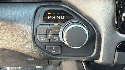 2026 RAM 1500 RAM 1500 EXPRESS CREW CAB 4X4 5'7' BOX