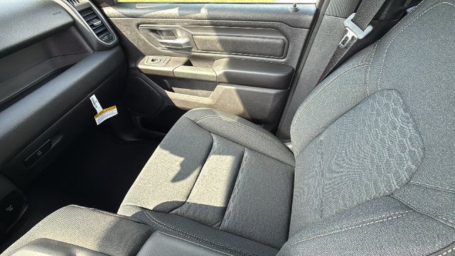 2027 RAM Ram 1500 RAM 1500 WARLOCK CREW CAB 4X4 5'7' BOX
