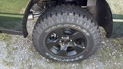 2027 RAM Ram 1500 RAM 1500 WARLOCK CREW CAB 4X4 5'7' BOX