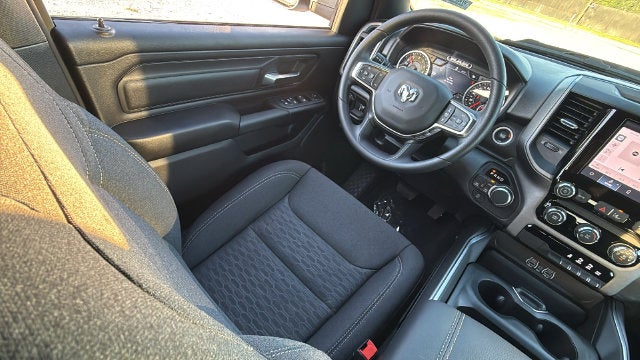 2027 RAM Ram 1500 RAM 1500 EXPRESS CREW CAB 4X4 5'7' BOX
