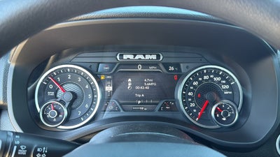 2027 RAM Ram 1500 RAM 1500 EXPRESS CREW CAB 4X4 5'7' BOX