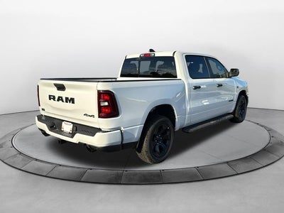 2026 RAM Ram 1500 RAM 1500 EXPRESS CREW CAB 4X4 5'7' BOX