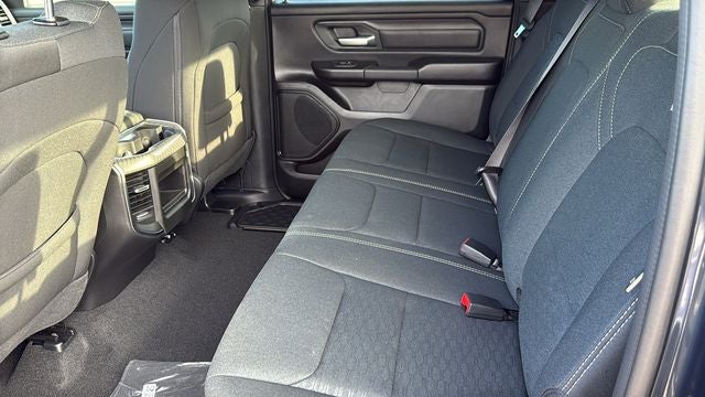 2026 RAM 1500 RAM 1500 EXPRESS CREW CAB 4X4 5'7' BOX