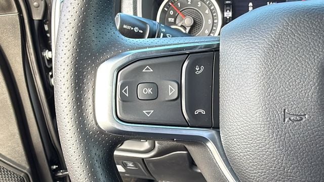 2026 RAM 1500 RAM 1500 EXPRESS CREW CAB 4X4 5'7' BOX