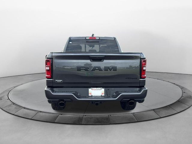2027 RAM Ram 1500 RAM 1500 EXPRESS CREW CAB 4X4 5'7' BOX