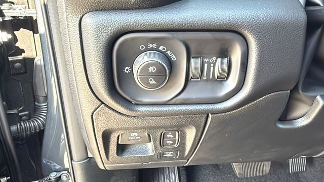 2027 RAM Ram 1500 RAM 1500 LARAMIE CREW CAB 4X4 5'7' BOX