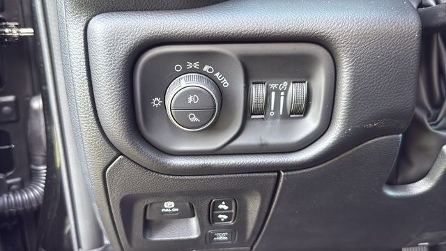 2027 RAM Ram 1500 RAM 1500 LARAMIE CREW CAB 4X4 5'7' BOX