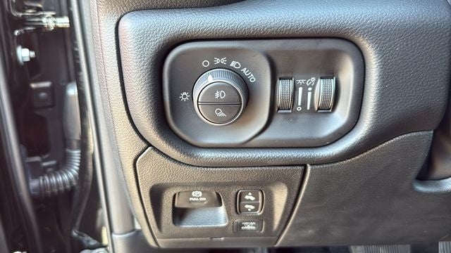 2027 RAM Ram 1500 RAM 1500 REBEL CREW CAB 4X4 5'7' BOX