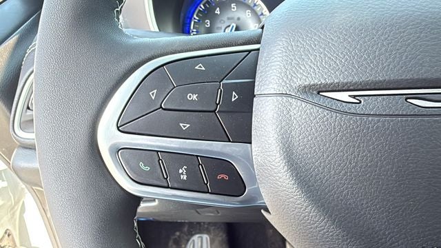 2027 Chrysler Pacifica PACIFICA SELECT