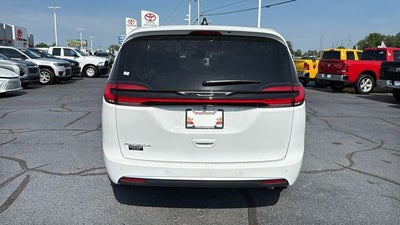 2027 Chrysler Pacifica PACIFICA SELECT