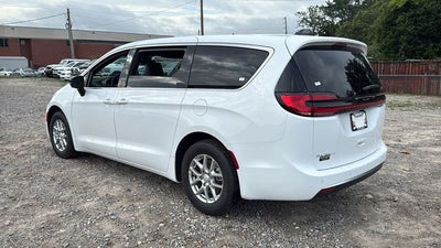 2027 Chrysler Pacifica PACIFICA SELECT