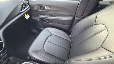 2026 Chrysler Voyager VOYAGER LX