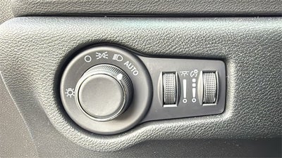 2026 Chrysler Voyager VOYAGER LX