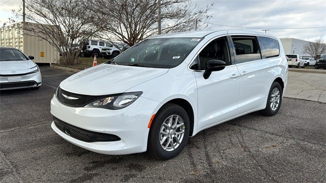 2026 Chrysler Voyager VOYAGER LX