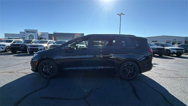 2026 Chrysler Pacifica PACIFICA LIMITED