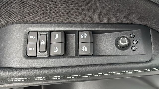 2026 Jeep Cherokee CHEROKEE 4X4