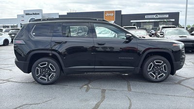 2026 Jeep Cherokee CHEROKEE LAREDO 4X4