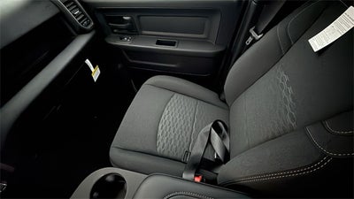 2026 RAM Ram 3500 RAM 3500 TRADESMAN CREW CAB 4X4 6'4' BOX