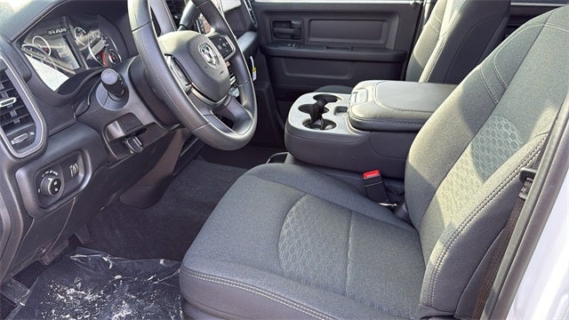 2026 RAM Ram 3500 RAM 3500 TRADESMAN CREW CAB 4X4 6'4' BOX