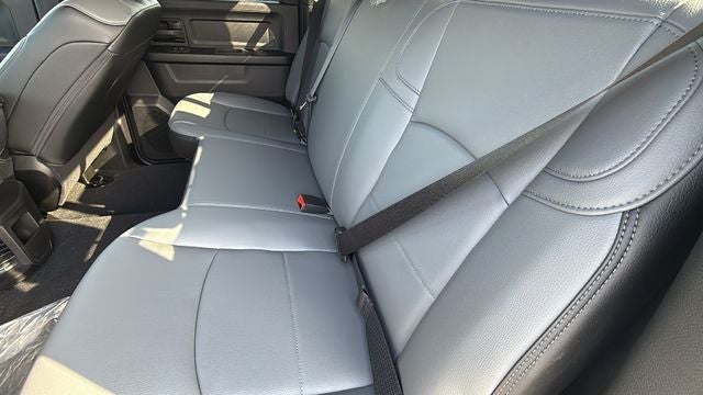 2026 RAM Ram 3500 RAM 3500 TRADESMAN CREW CAB 4X4 6'4' BOX