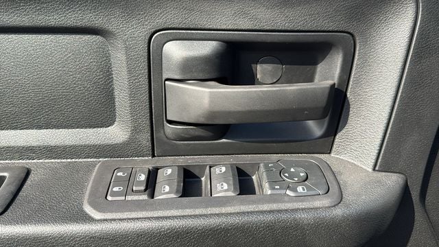 2026 RAM Ram 3500 RAM 3500 TRADESMAN CREW CAB 4X4 6'4' BOX