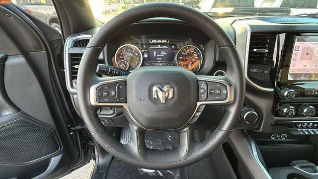 2026 RAM 1500 RAM 1500 EXPRESS CREW CAB 4X4 5'7' BOX
