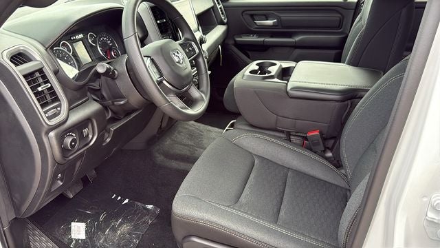2026 RAM Ram 1500 RAM 1500 TRADESMAN CREW CAB 4X4 5'7' BOX