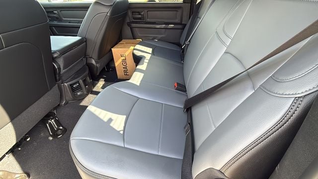 2026 RAM 2500 RAM 2500 TRADESMAN CREW CAB 4X4 6'4' BOX
