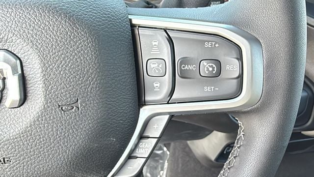 2026 RAM 2500 RAM 2500 TRADESMAN CREW CAB 4X4 6'4' BOX