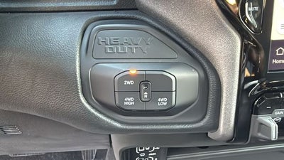2026 RAM 2500 RAM 2500 BLACK EXPRESS CREW CAB 4X4 6'4' BOX