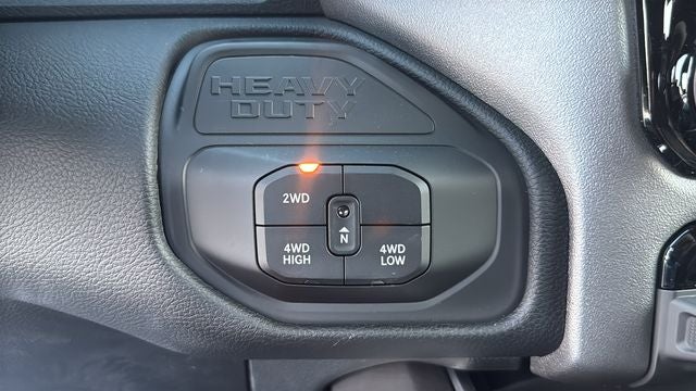 2027 RAM Ram 2500 RAM 2500 BIG HORN CREW CAB 4X4 6'4' BOX
